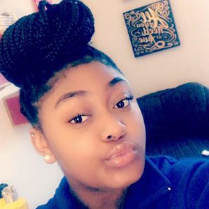 Meet your Posher, Jhakya